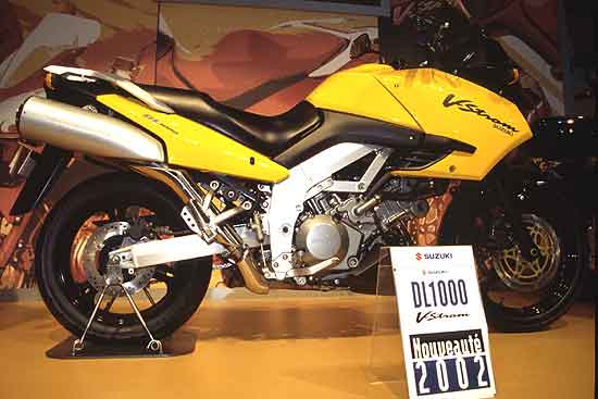 suzukivstrom2
